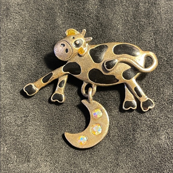 Vintage metal Caw Pin Crescent Moon JJ Jonette the caw brooch collectible - Picture 1 of 9